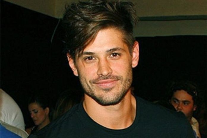 Produtor da Record presta queixa contra Dado Dolabella