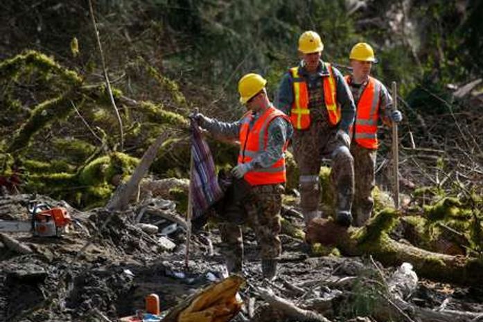 Sobe para 41 número de mortos em deslizamento em Washington