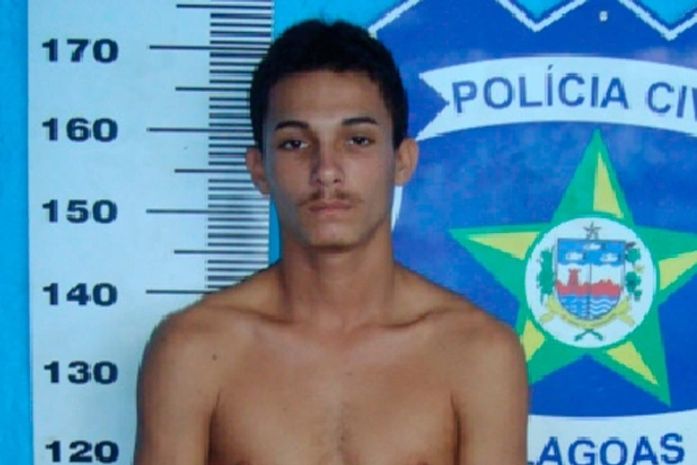 Everton da Silva Ferreira, 22