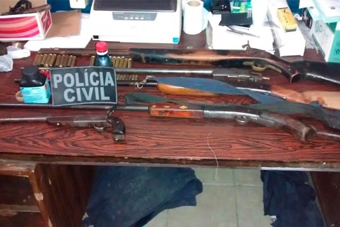 Operação da PC apreende armas