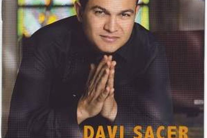 O cantor que se diz homem de Deus decepciona em Alagoas