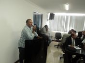 Prefeito de Delmiro Gouveia disciplina uso do calçadão do Comércio