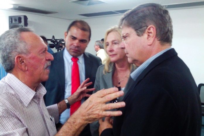 Benedito conversa com líderes do PSB de Eduardo Campos