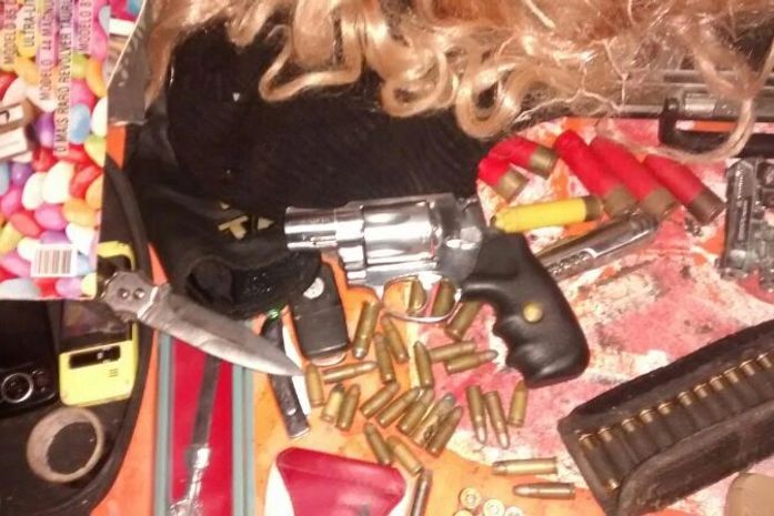 Polícia descobre paiol em residência na parte alta de Maceió