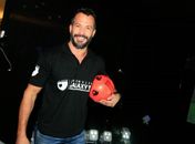 'Grávido', Malvino Salvador participa de evento em SP e revela: 'É menina!'