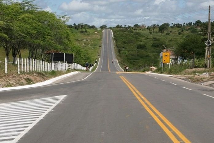 Governador inaugura novo acesso ao município de Inhapi