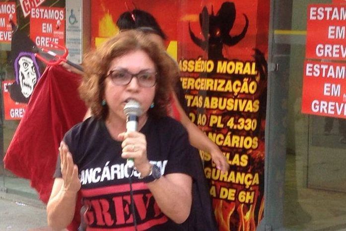 Arivoneide Morais confirma que problemas de saúde dos bancários decorrem do ambiente de trabalho.