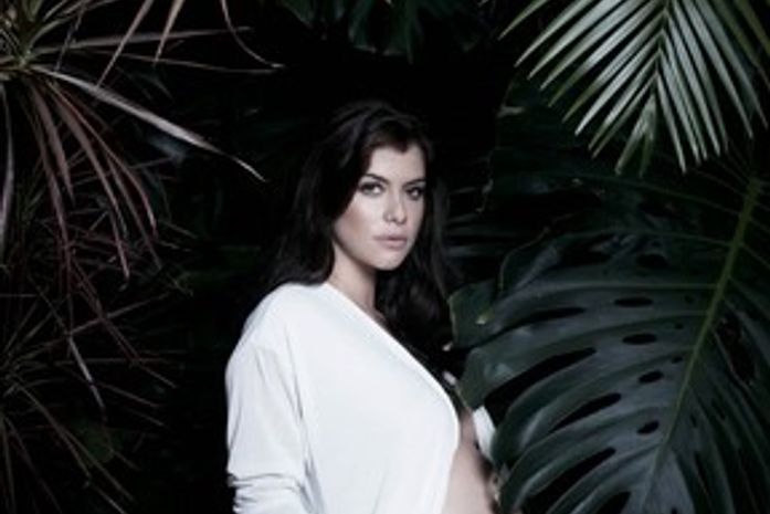 Atriz Alinne Moraes dá à luz seu primeiro filho