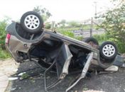  Filha do vice-prefeito de Mata Grande sofre grave acidente com carro em Inhapi 