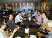 Deputado federal Renan Filho (PMDB) em reunião com empresário do setor hoteleiro