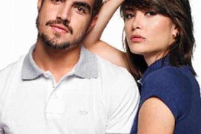 Caio Castro e Maria Casadevall posam juntos para campanha