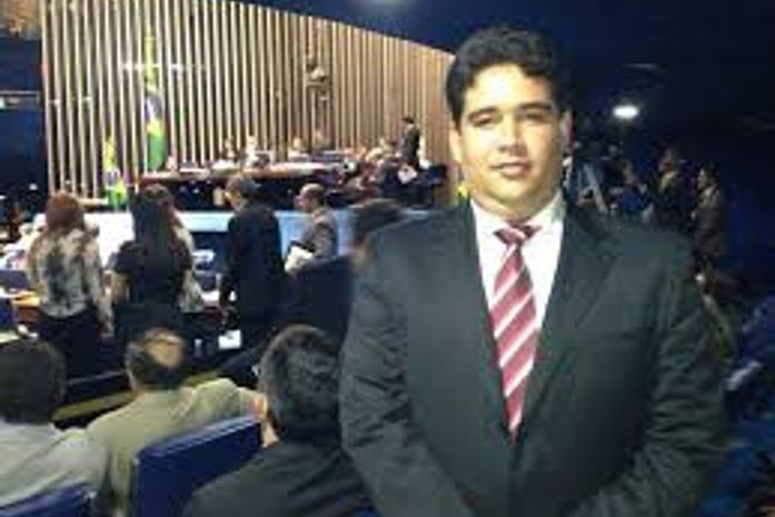 Prefeito Newberto Neves viaja à Brasília para Marcha em Defesa dos Municípios