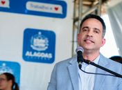 Governador anuncia bonificação extraordinária de R$ 51 milhões para servidores da Educação