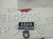Trio de menores é apreendido com 153 bombinhas de maconha
