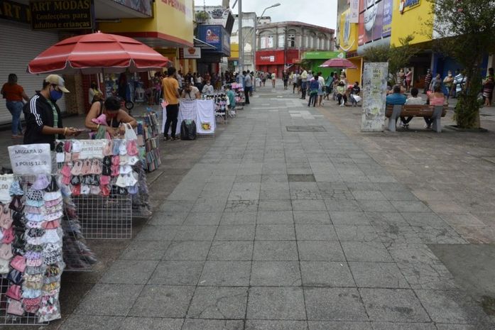 Ambulantes de Maceió podem solicitar pela internet autorização para trabalhar; veja como