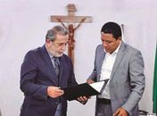 Câmara de Palmeira suspende sessões e vai ter que explicar aumento na Justiça