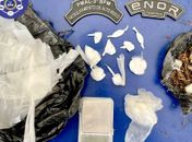 Após denúncia anônima, polícia encontra droga dentro de guarda-roupa e jovem é preso em Arapiraca