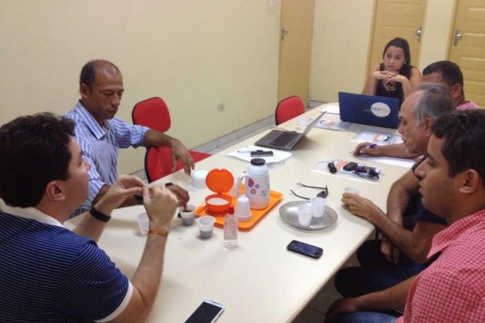 Prefeito de Maragogi se reúne com equipe da Secretaria de Comunicação Social