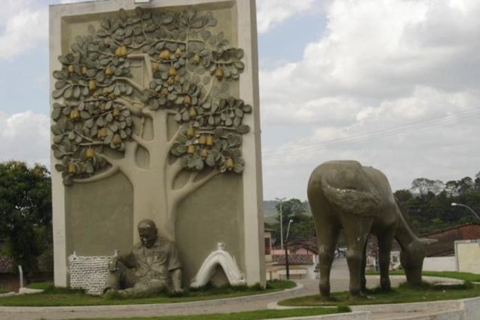 Entrada da cidade de Cajueiro