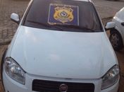 Polícia Rodoviária federal recupera carro roubado em 2011