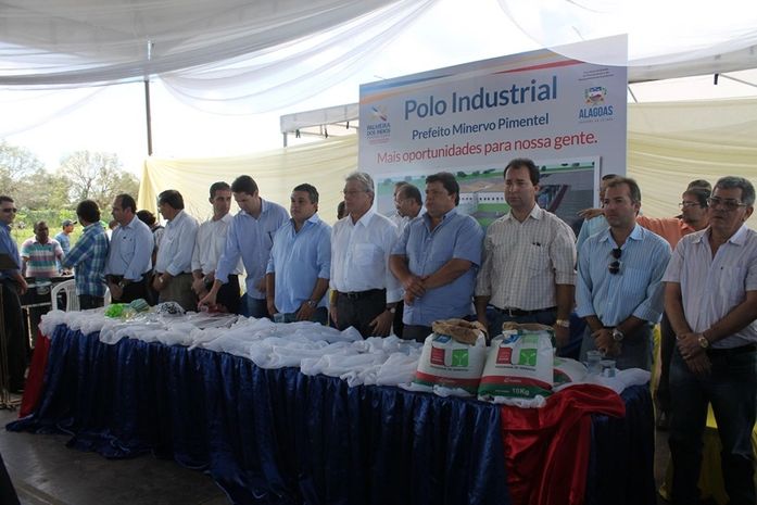 Governador lança em Palmeira dos Índios pedra fundamental do Polo Multissetorial