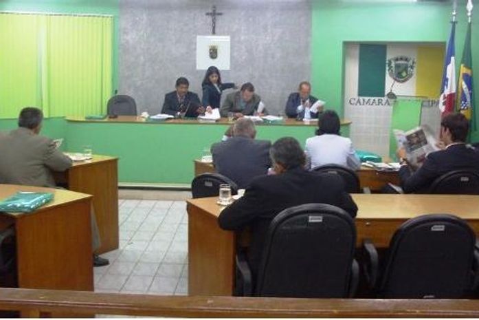 Vereadora cobra de Célia Rocha transporte para estudantes da Ufal em Palmeira dos Índios