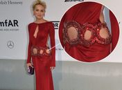 Sem sutiã, Sharon Stone ousa com vestido decotado em baile de gala