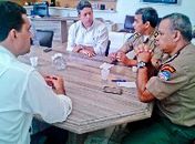 Prefeito Marlan Ferreira solicita do comandante da PM  reforço na segurança do Distrito Pé Leve, em Limoeiro