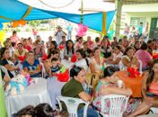 Alunos da Escola Prefeito Benício Ferreira  em Limoeiro realizam homenagem às mães