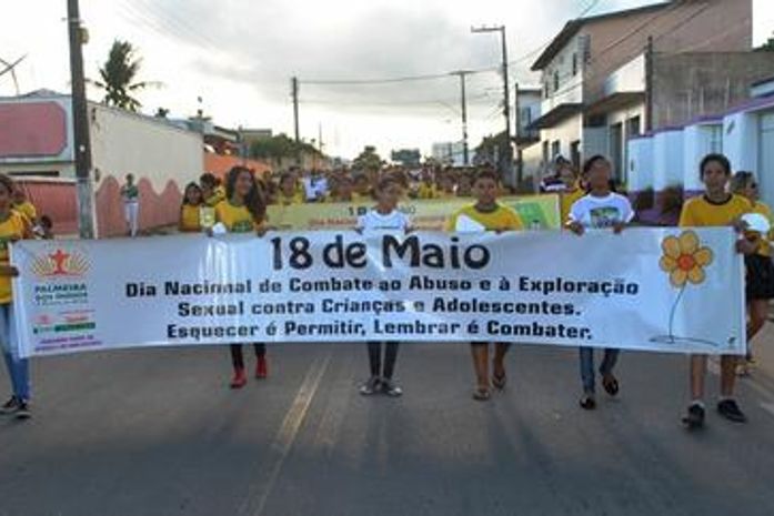 Caminhada alerta população sobre o abuso sexual contra crianças e adolescentes