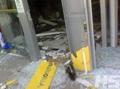 Criminosos explodem caixas eletrônicos de agência bancária em São José da Tapera
