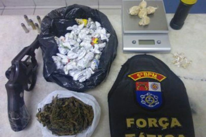 Material apreendido pela polícia