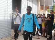 Jogadores de Gana seguem para treino no Rei Pelé