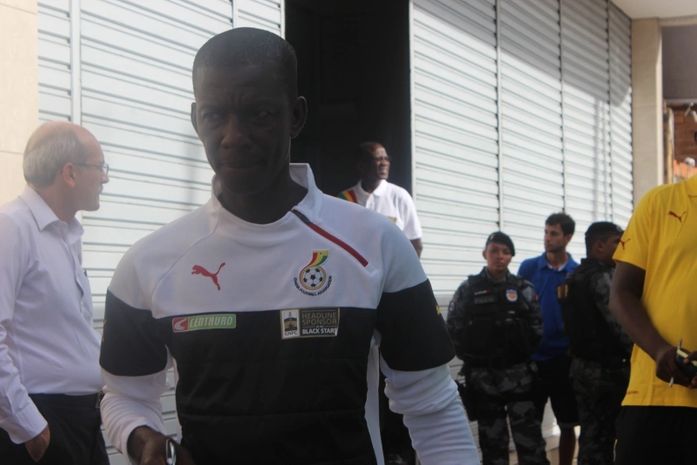 Jogadores de Gana seguem para treino no Rei Pelé