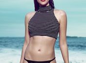 Tainá Müller posa de barriga de fora para revista