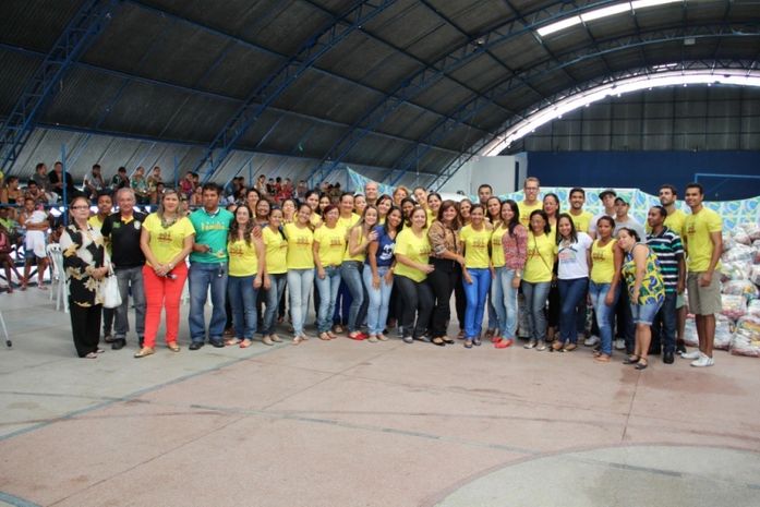 Governo Municipal de Delmiro Gouveia faz entrega de cestas básicas para famílias carentes do município