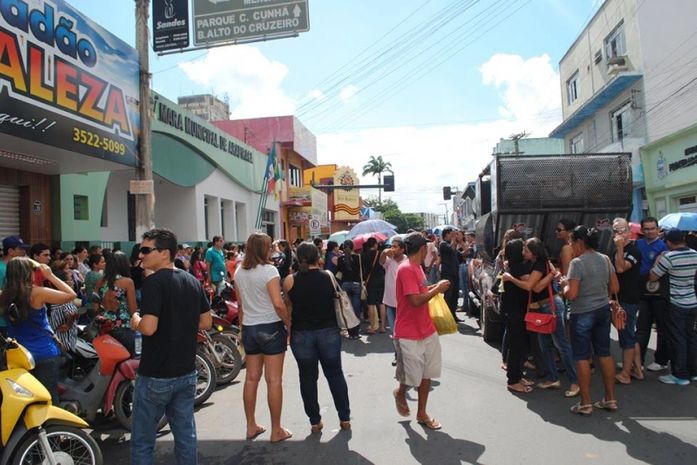 Principais cidades do Agreste enfrentam crise na educação