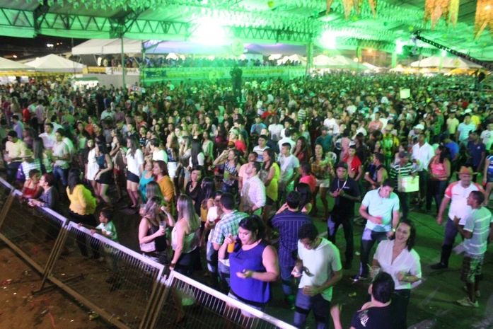 Terceira noite do "São João é São Miguel" bate recorde de público