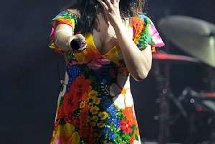 Após revelar desejo por morte, Lana Del Rey culpa jornalista