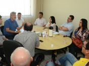 Eduardo Tavares visita instalações do IC e escuta demandas da categoria