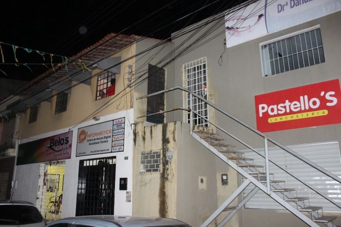 Bingo clandestino funcionava no andar superior de uma galeria