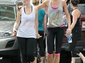 Gisele Bündchen se exercita com a irmã em Boston