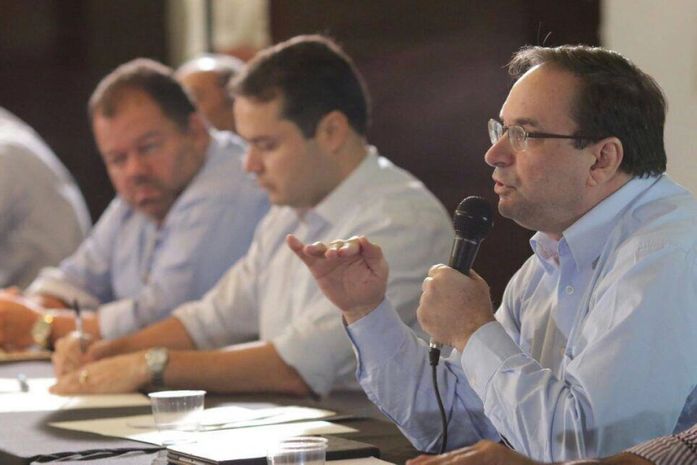 Vice Luciano Barbosa e governador Renan Filho