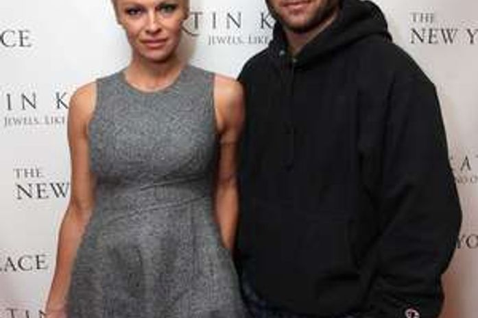 Pamela Anderson se divorcia pela segunda vez de Rick Salomon