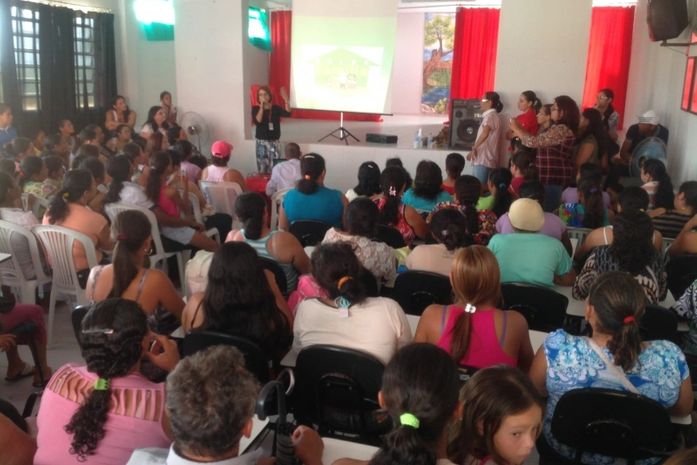 Coordenação Estadual do Bolsa Família esclarece dúvidas de beneficiários em Mar Vermelho