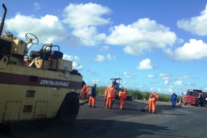 Governo de Alagoas realiza recuperação da AL 220 atendendo solicitação da Prefeitura de Campo Alegre