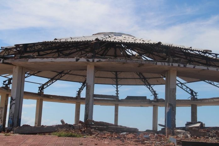 Alagoinhas: demolição é iniciada em meio a polêmica e conclusão ficará nas mãos de novo governo