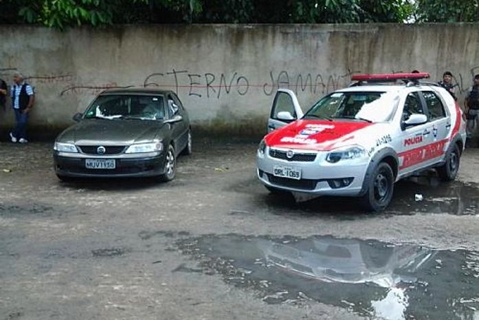 Empresário foi assassinado dentro de veículo no Ceasa