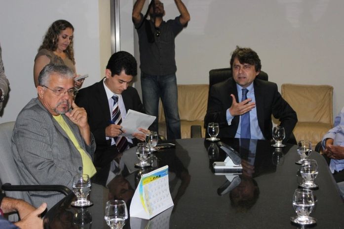 Reunião com candidatos ao governo