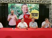 ?Fábio Farias, coordenador da campanha, fala na abertura do encontro